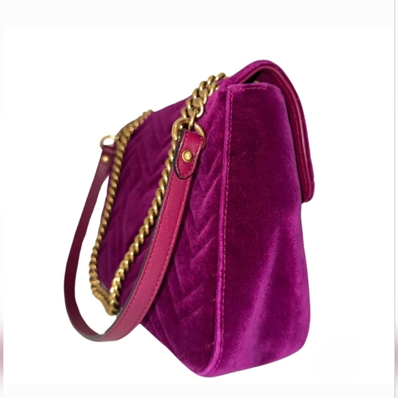 Gucci GG Marmont Velvet Matelassé Loved Embroidered Medium Shoulder Bag. - Picture 3 of 16